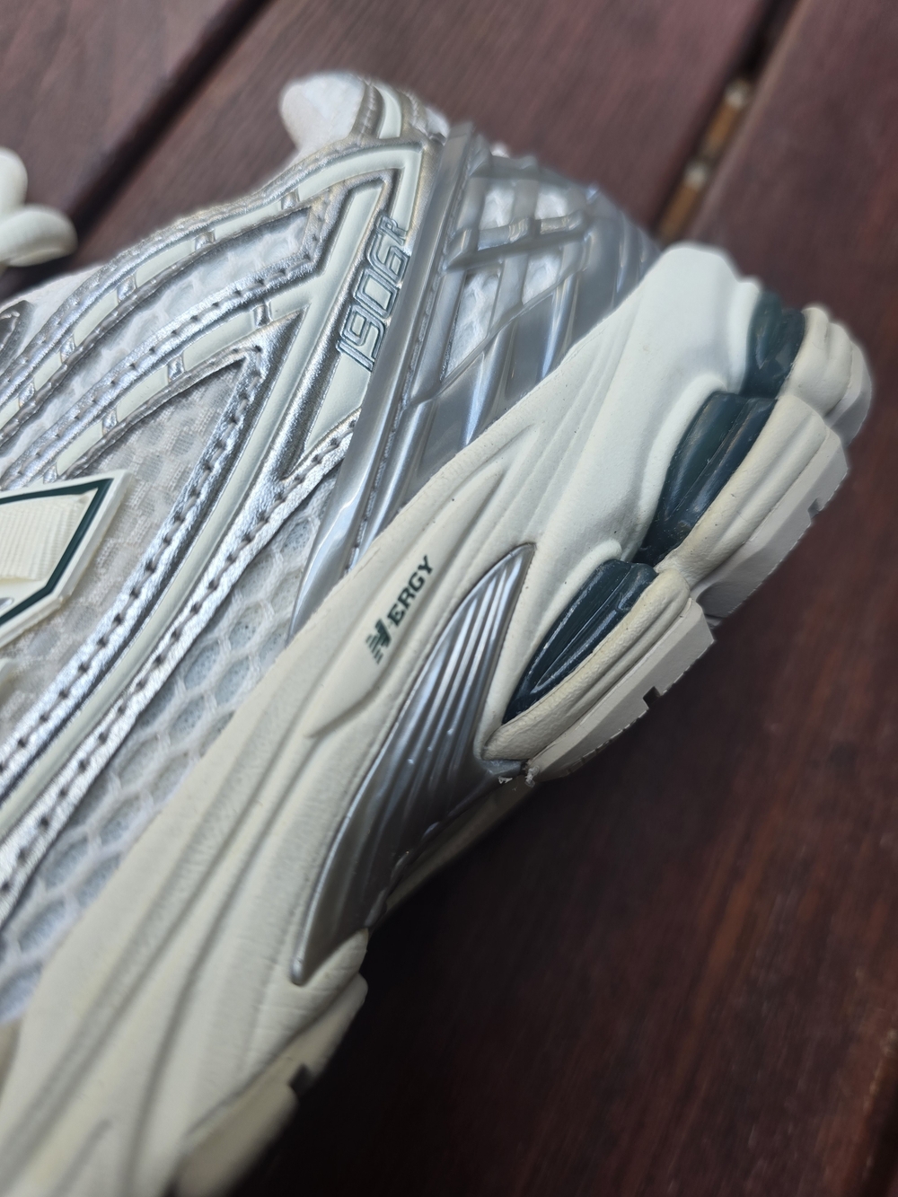 NEW!!! New Balance 1906R Sneakers, Silver Metallic/Sea Salt, Retail  $155.00 - Picture 11 of 15
